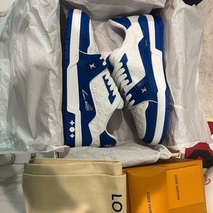 LV Trainer Sneaker
